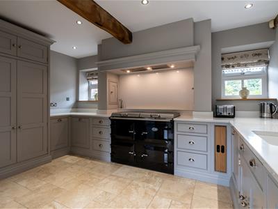 Kitchen (South Barn)